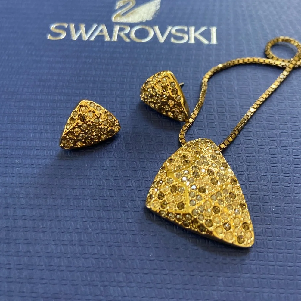 Swarovski necklace and earrings set - Picture 7 of 7